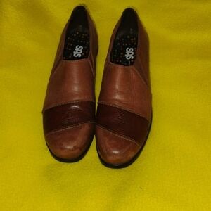 SAS Brown Leather Flats Classic Slip-On Loafers